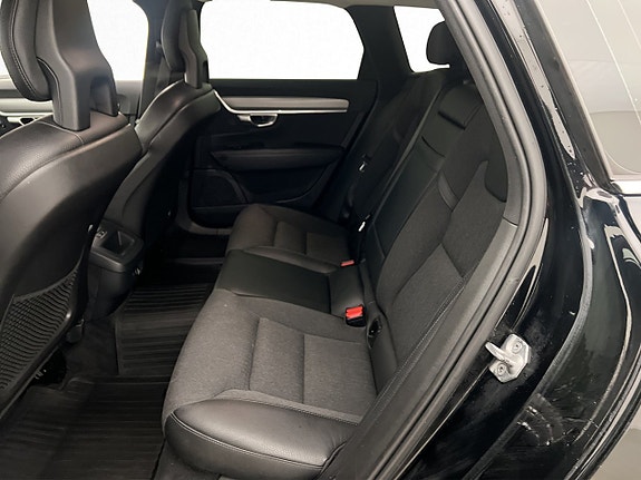 Volvo V90 17 of 30