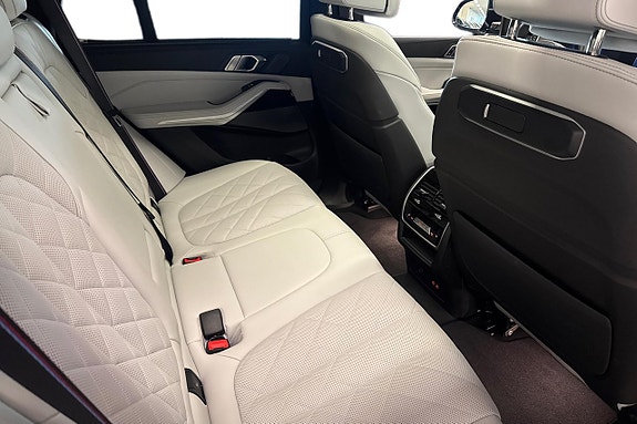 BMW X5 7 of 19