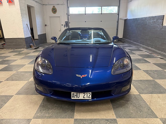 Chevrolet Corvette 5 of 30