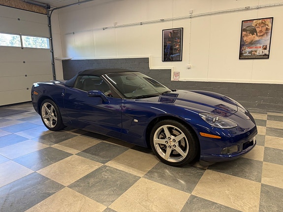 Chevrolet Corvette 21 of 30