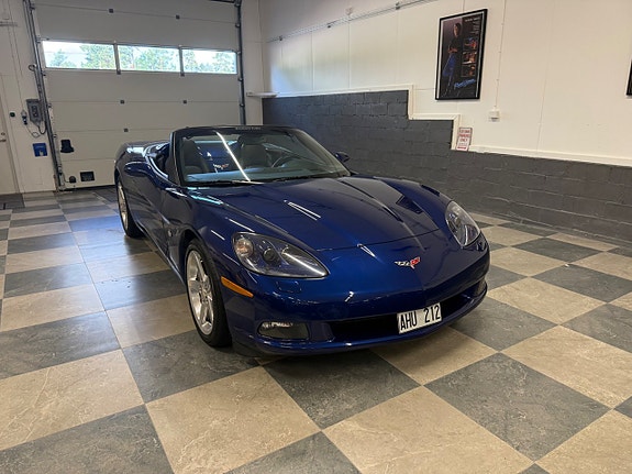 Chevrolet Corvette 4 of 30