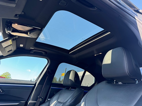 BMW M340i 12 of 30