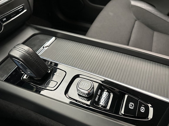 Volvo XC60 28 of 30