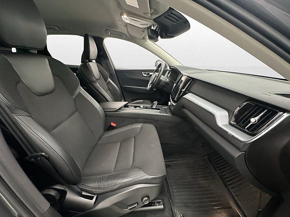 Volvo XC60 29 of 30