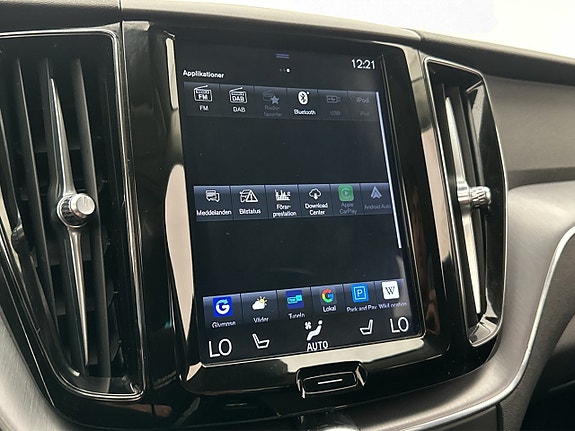 Volvo XC60 21 of 30