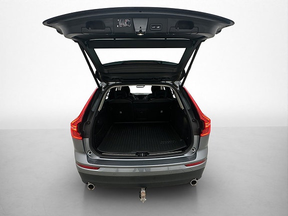 Volvo XC60 11 of 30