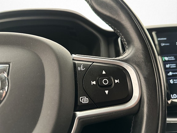 Volvo XC60 19 of 30