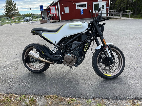 Husqvarna VITPILEN 401 4 of 4