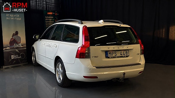 Volvo V50 2 of 20