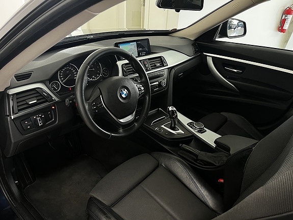 BMW 330d 12 of 26