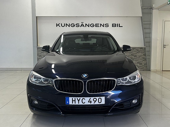 BMW 330d 5 of 26