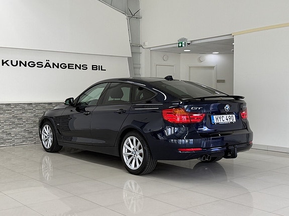 BMW 330d 8 of 26
