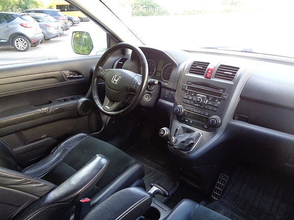 Honda CR-V 10 of 10