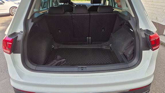 Volkswagen Tiguan 26 of 29