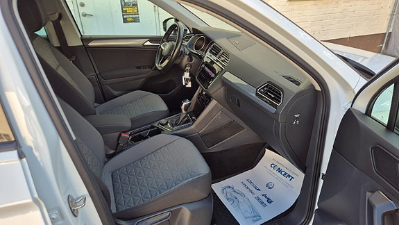 Volkswagen Tiguan 14 of 29