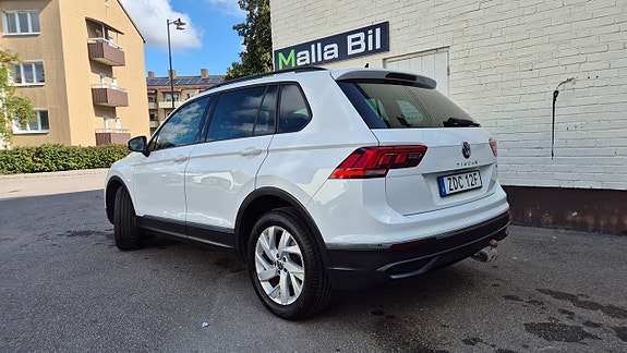 Volkswagen Tiguan 5 of 29