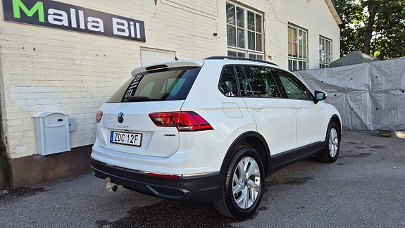 Volkswagen Tiguan 4 of 29