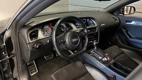 Audi S5 11 of 26
