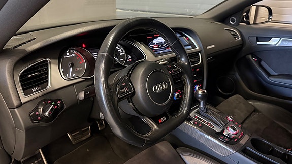 Audi S5 12 of 26