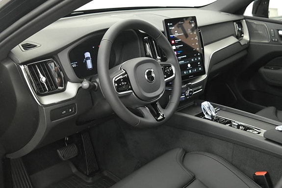 Volvo XC60 5 of 18
