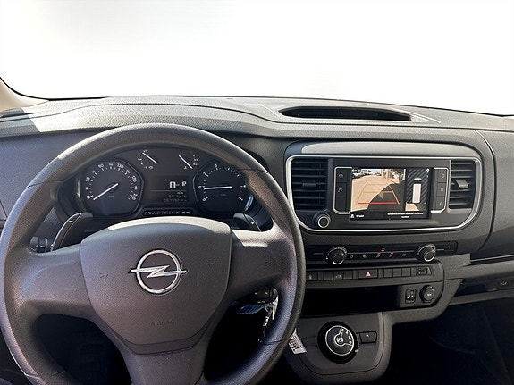 Opel Vivaro 8 of 15