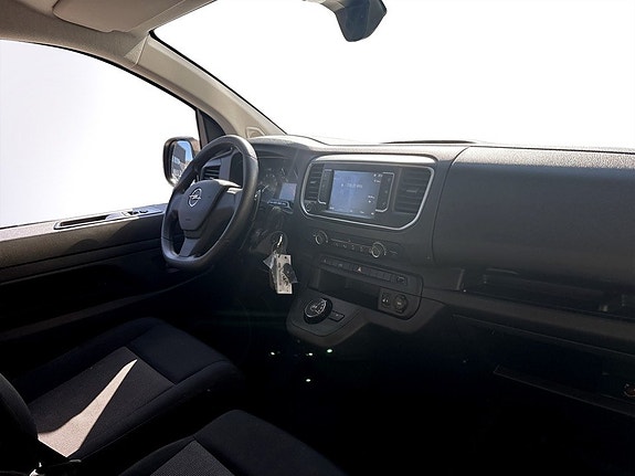 Opel Vivaro 13 of 15