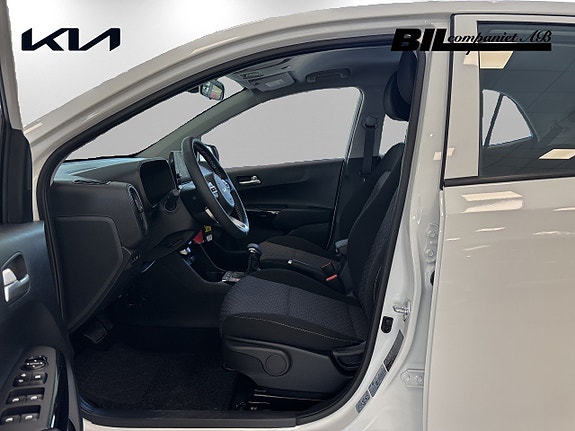 Kia Picanto 8 of 15