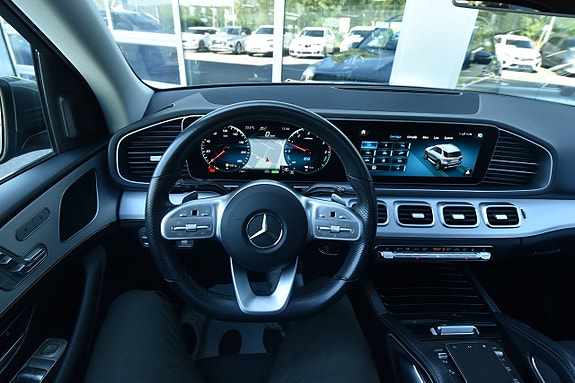 Mercedes-Benz GLE350 de 13 of 30