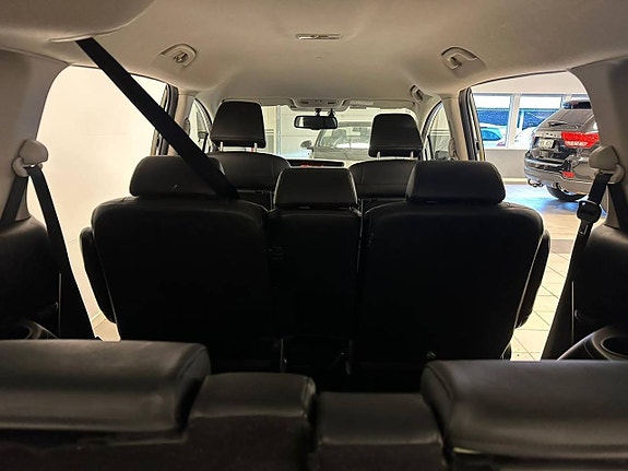 Mazda 5 13 of 21