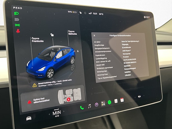 Tesla Model Y 25 of 30