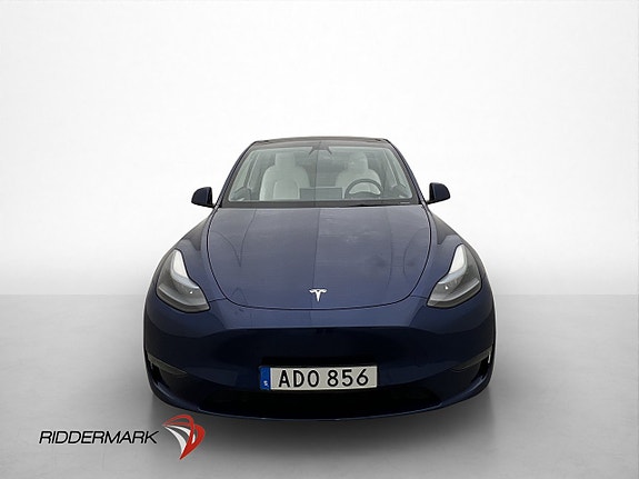 Tesla Model Y 3 of 30