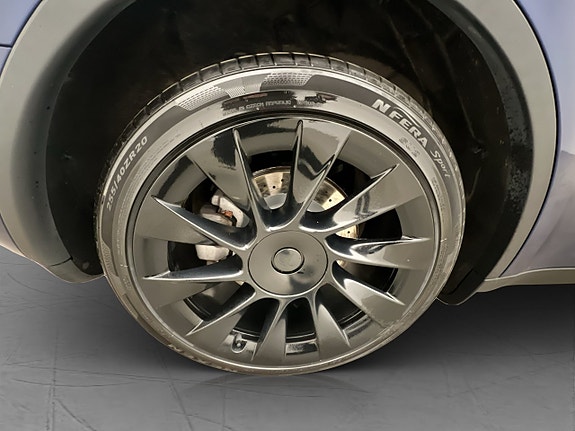 Tesla Model Y 30 of 30