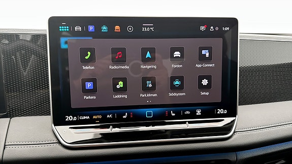 Volkswagen Tiguan 15 of 19