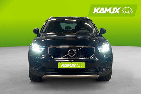 Volvo XC40 6 of 22