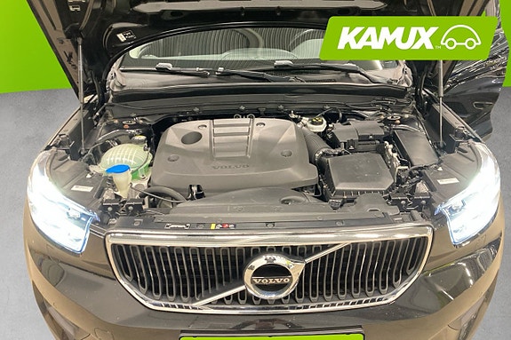 Volvo XC40 17 of 22