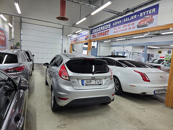 Ford Fiesta 6 of 16
