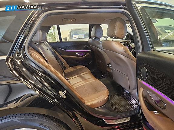 Mercedes-Benz E200 13 of 23