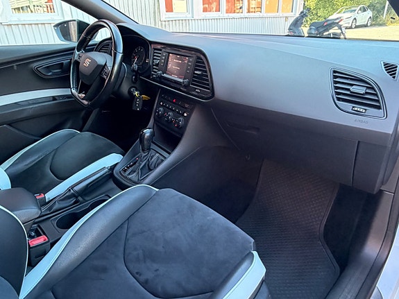 Seat Leon 13 of 21