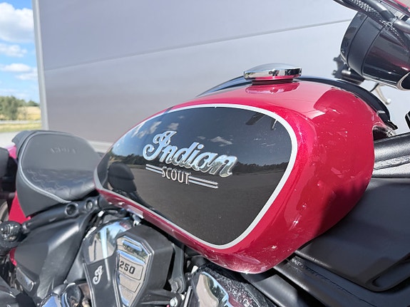 Indian Scout Classic Dr. Jekill & Mr, Hyde 9 of 12