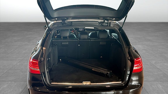 Mercedes-Benz C220 d 10 of 17