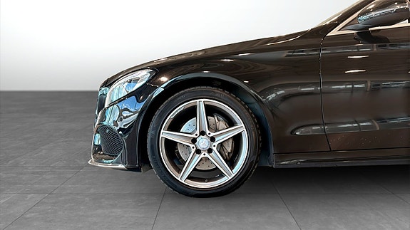 Mercedes-Benz C220 d 9 of 17