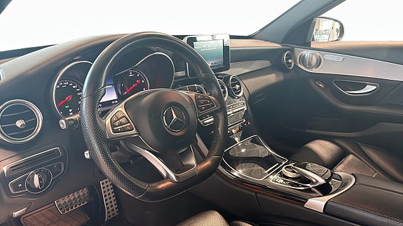 Mercedes-Benz C220 d 4 of 17