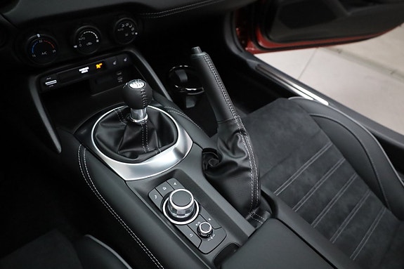 Mazda MX-5 29 of 30