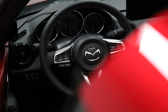 Mazda MX-5 12 of 30