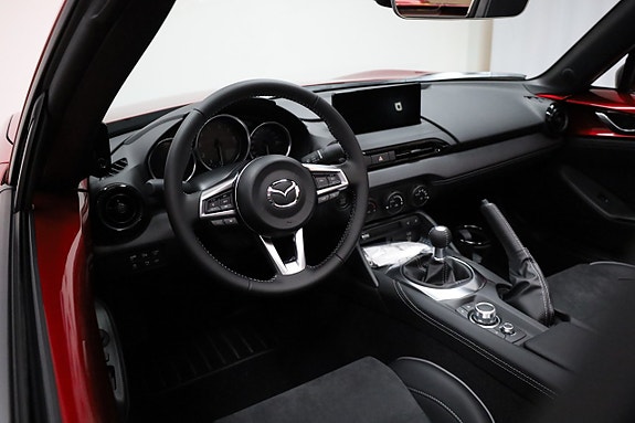 Mazda MX-5 4 of 30