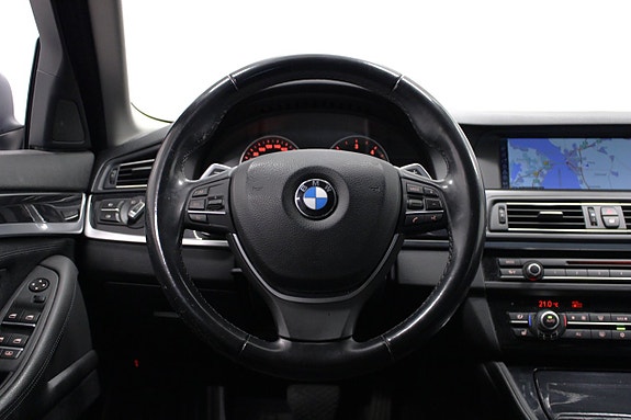 BMW 520d 16 of 25
