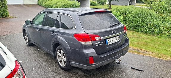 Subaru Outback 4 of 4