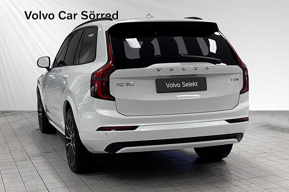Volvo XC90 4 of 11