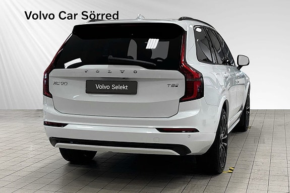 Volvo XC90 5 of 11