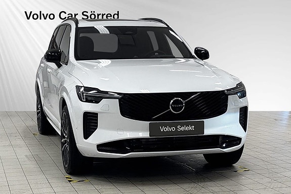 Volvo XC90 6 of 11